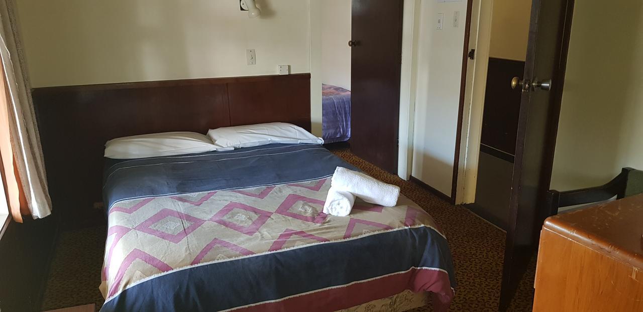 Wakatu Hotel Nelson Extérieur photo